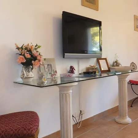 Bed & Breakfast Les De L'hote Antique