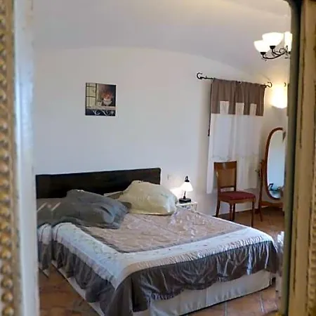 Les De L'hote Antique 4*