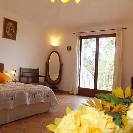 Bed & Breakfast Les De L'hote Antique 4*