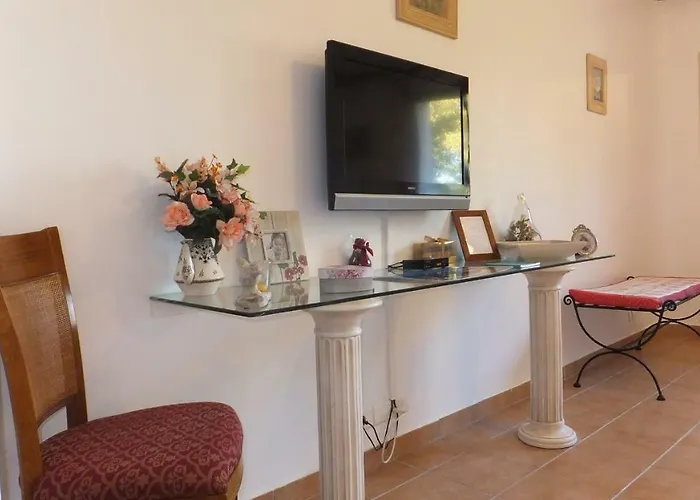Bed & Breakfast Les De L'hote Antique